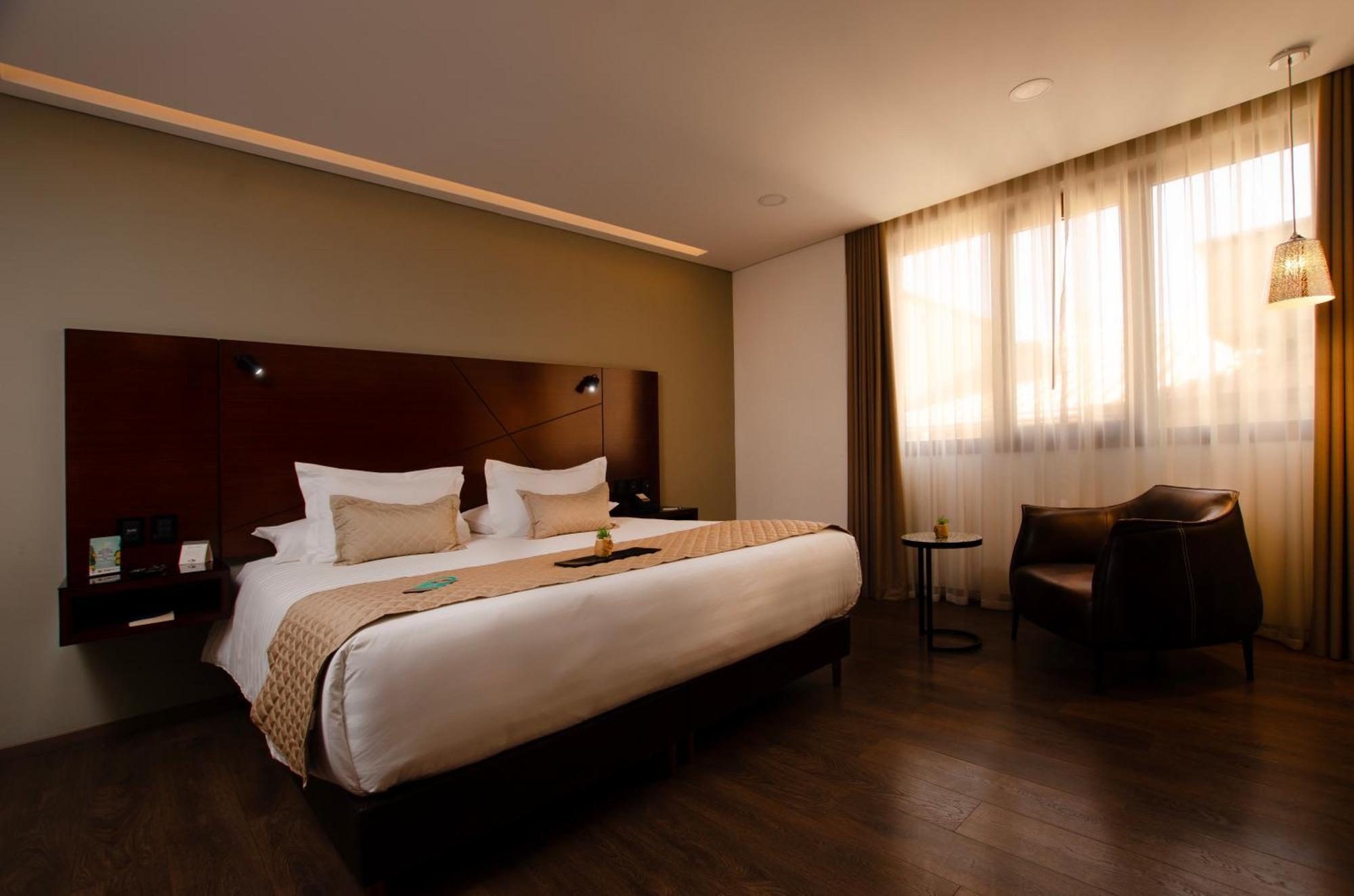 Hotel Mitru Sur 5*
